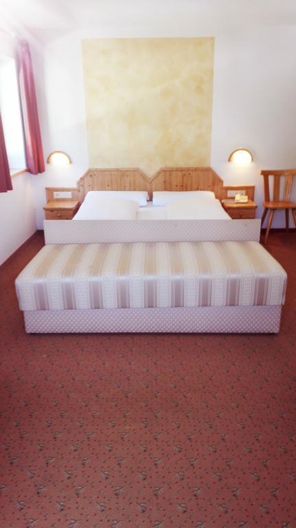 Aurora Hotel Plancios Стая снимка