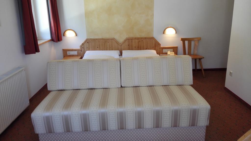 Aurora Hotel Plancios Стая снимка
